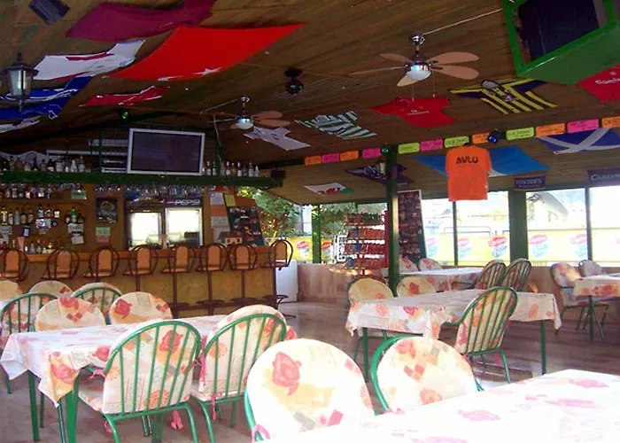 Avlu 1 3* Ичмелер