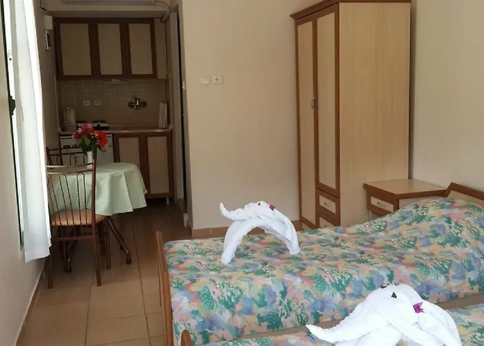 Апарт-отель Avlu 1